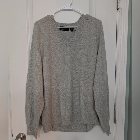 Alexander Julian Colours 100% Cashmere V-Neck Mens XL Gray Sweater, Minimalist - Picture 1 of 3